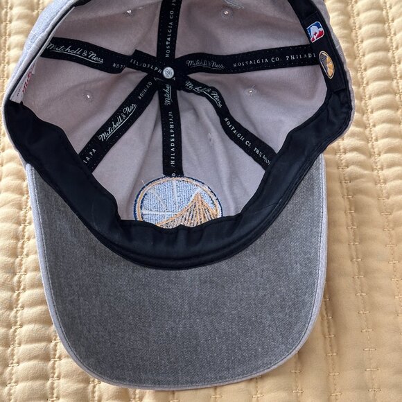 Golden State Warriors Hat Tan with Golden State Warrior Logo - Picture 7 of 7